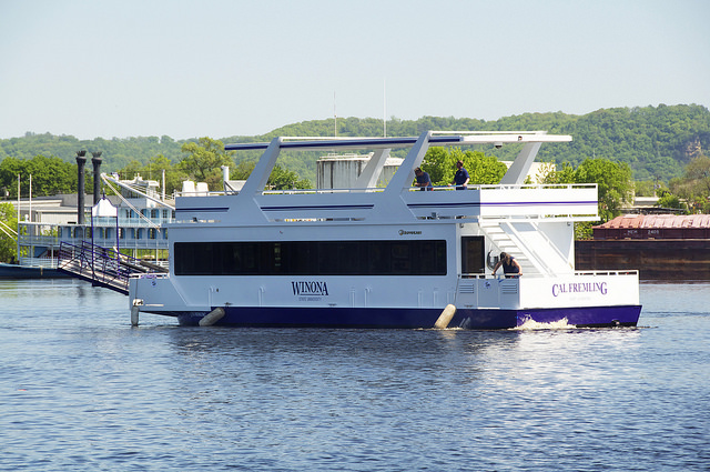 WSU Boat Hosts Educational Tours